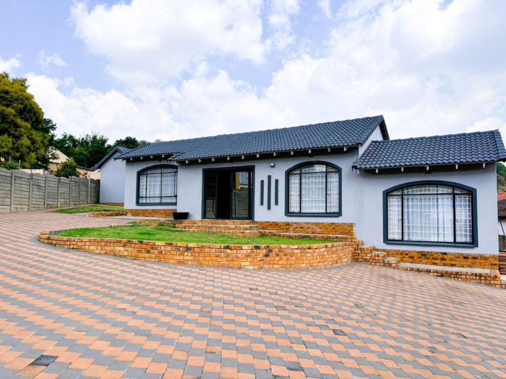 House for sale in Naturena - 1GV1753654 House for sale in Naturena - 1GV1753654