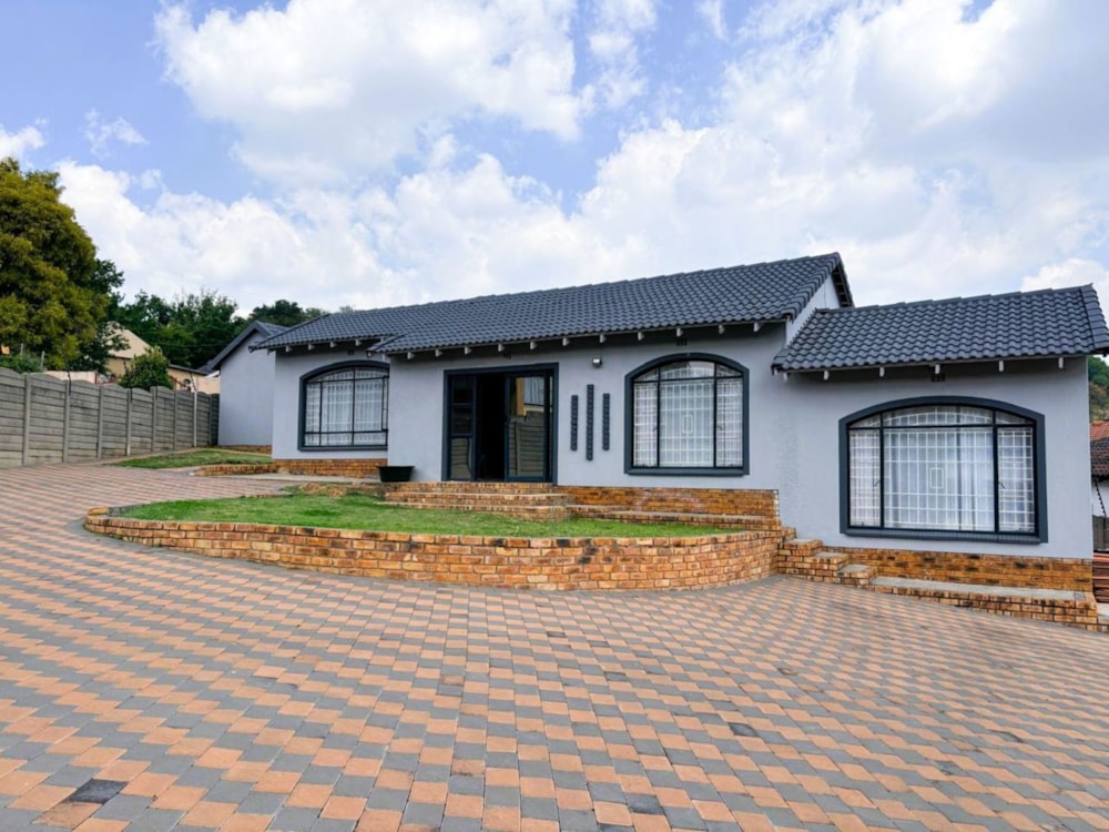 House for sale in Naturena - 1GV1753654 House for sale in Naturena - 1GV1753654
