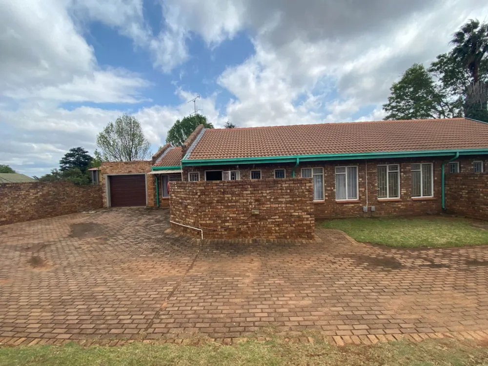 Apartment for sale in Birch Acres - KTP1752362