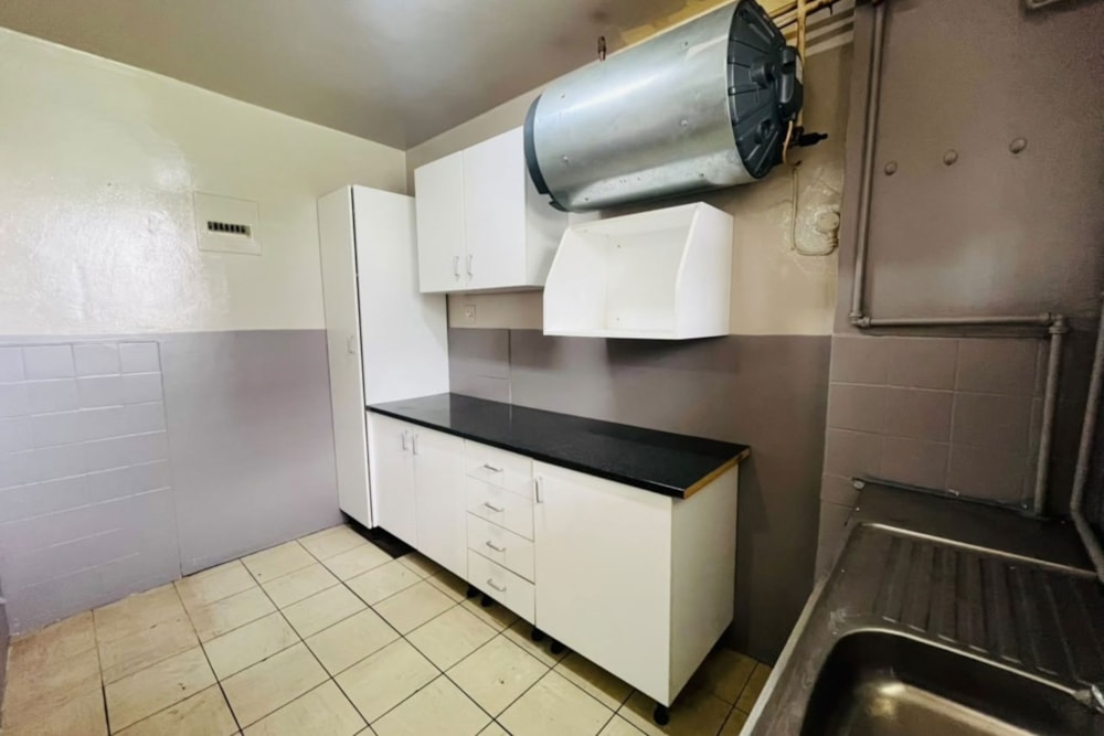Apartment for sale in Bulwer, Durban - 1DBN1745603 Apartment for sale in Bulwer, Durban - 1DBN1745603