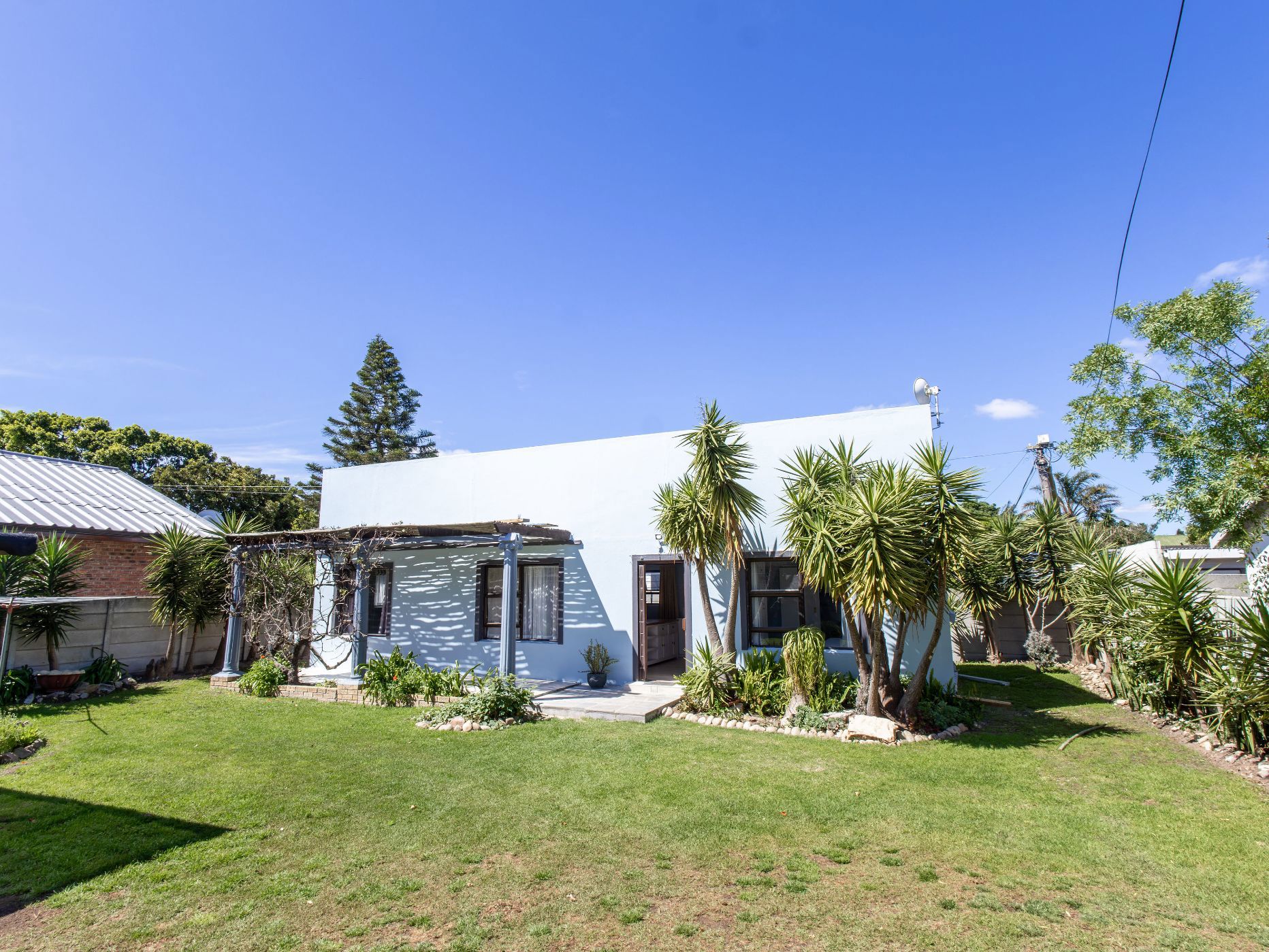 Garden cottage to rent in Sandbaai - ONL1753717