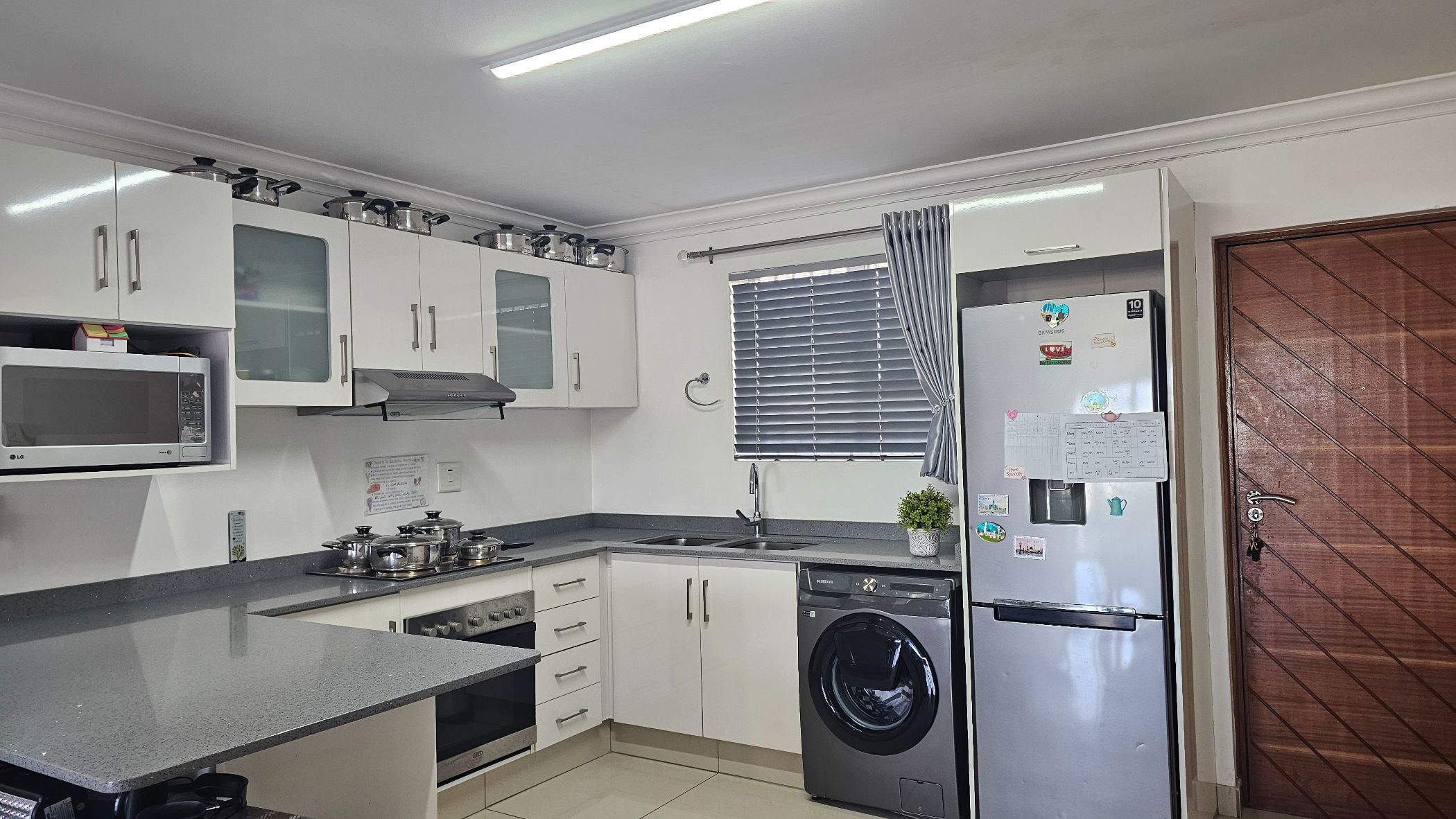 Apartment to rent in Windermere - 1DBN1753148