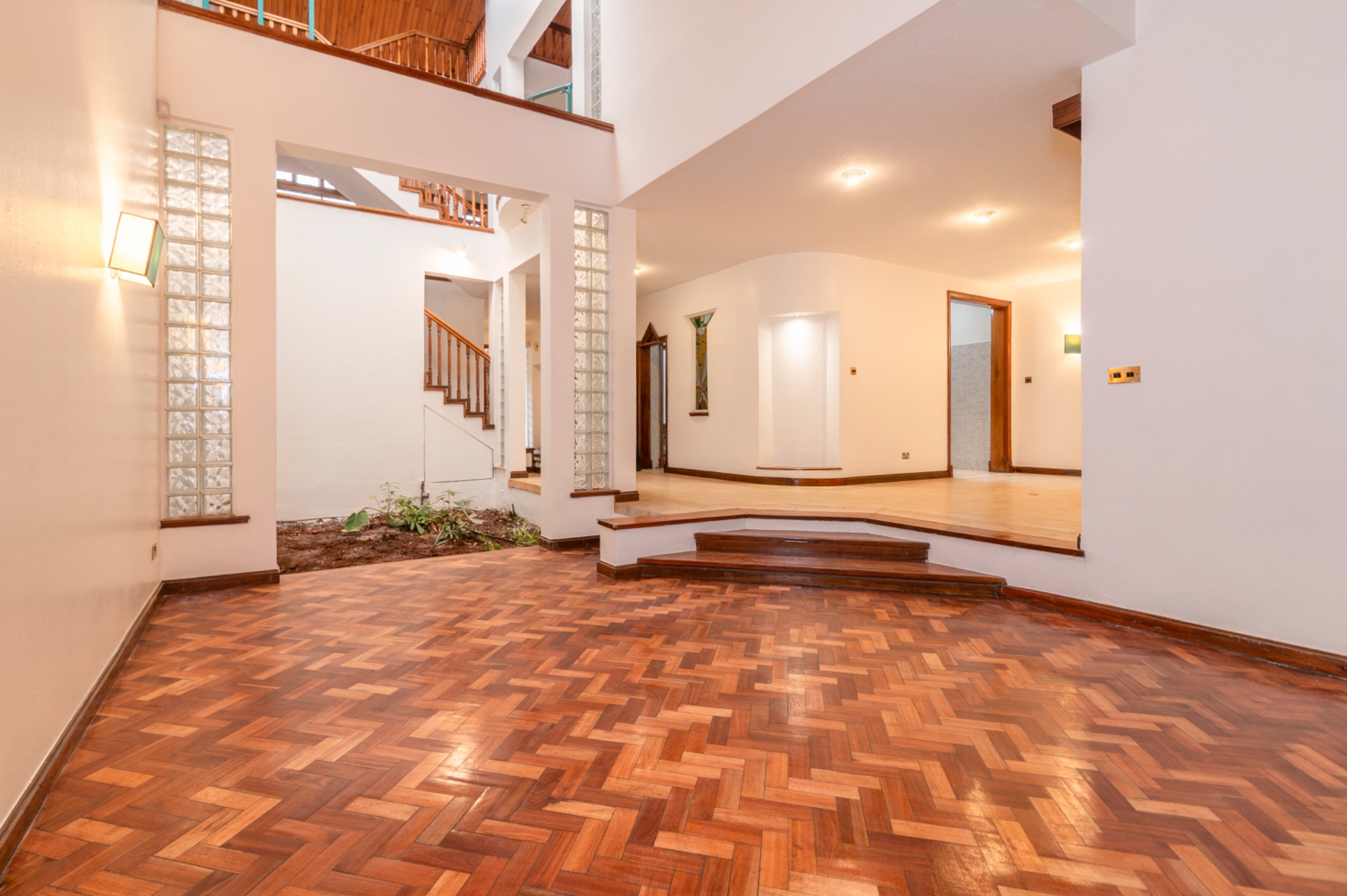 Townhouse to rent in Kilimani, Kenya - 3KE1750842