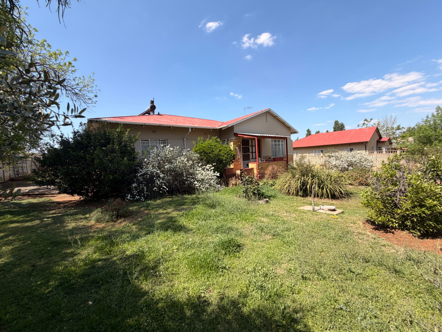 House for sale in Bayswater - 1BX1752234