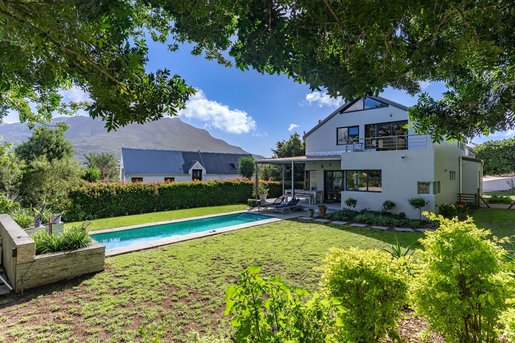 House for sale in Hout Bay - HOB1752699