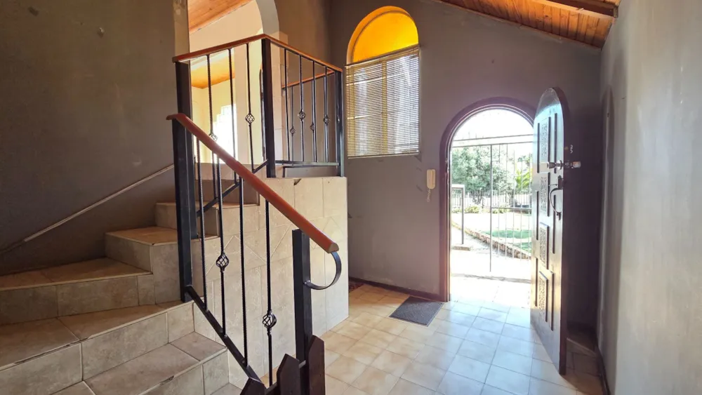 House for sale in Rensburg - 1SP1752070 House for sale in Rensburg - 1SP1752070