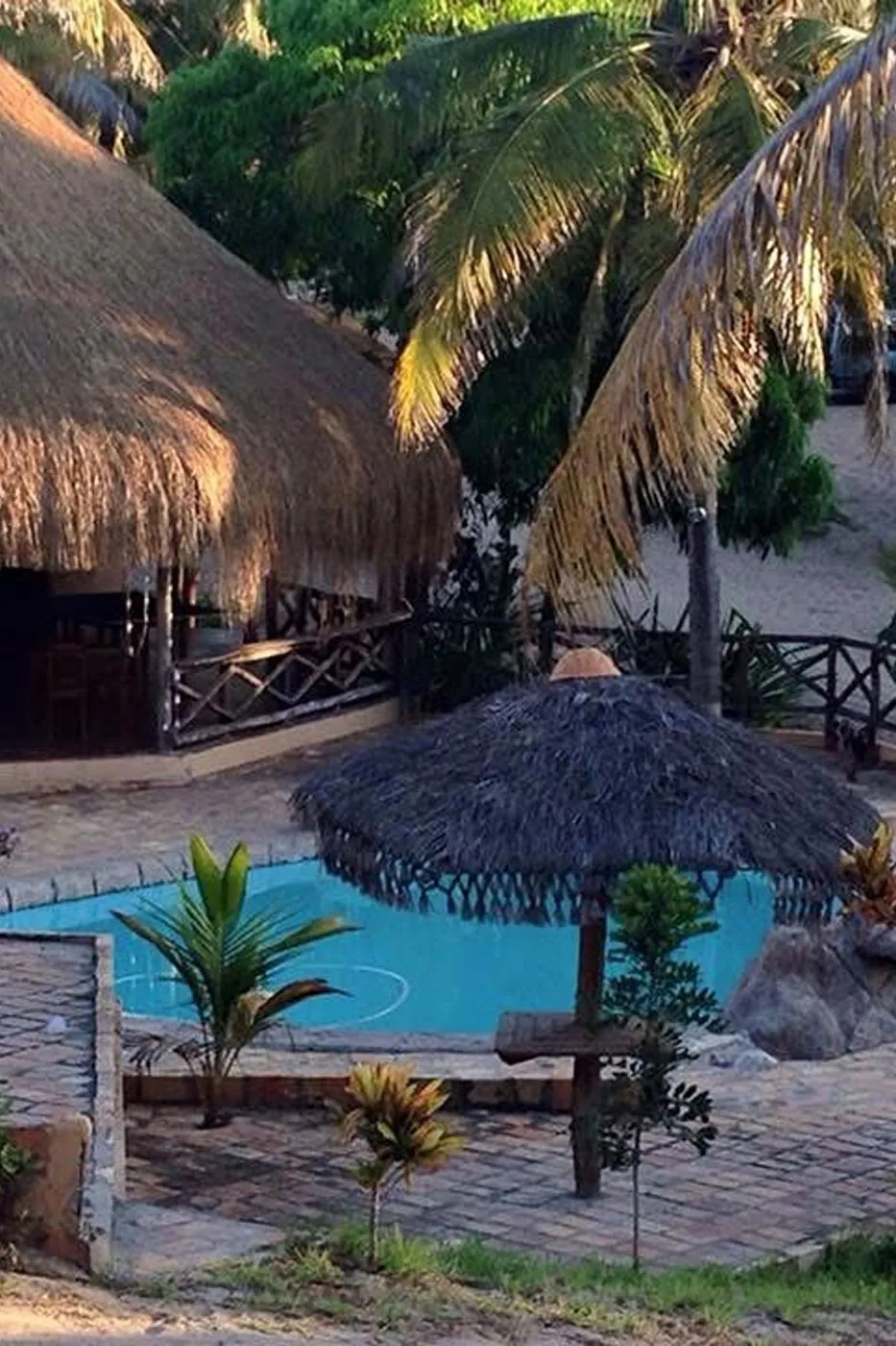 Beachfront villa for sale in Praia da Barra, Mozambique - 3MQ1599708 Beachfront villa for sale in Praia da Barra, Mozambique - 3MQ1599708