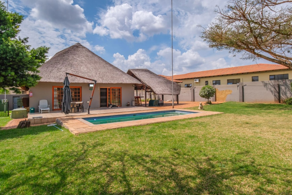 Security estate home for sale in Protea Ridge - 1KR1753233 Security estate home for sale in Protea Ridge - 1KR1753233