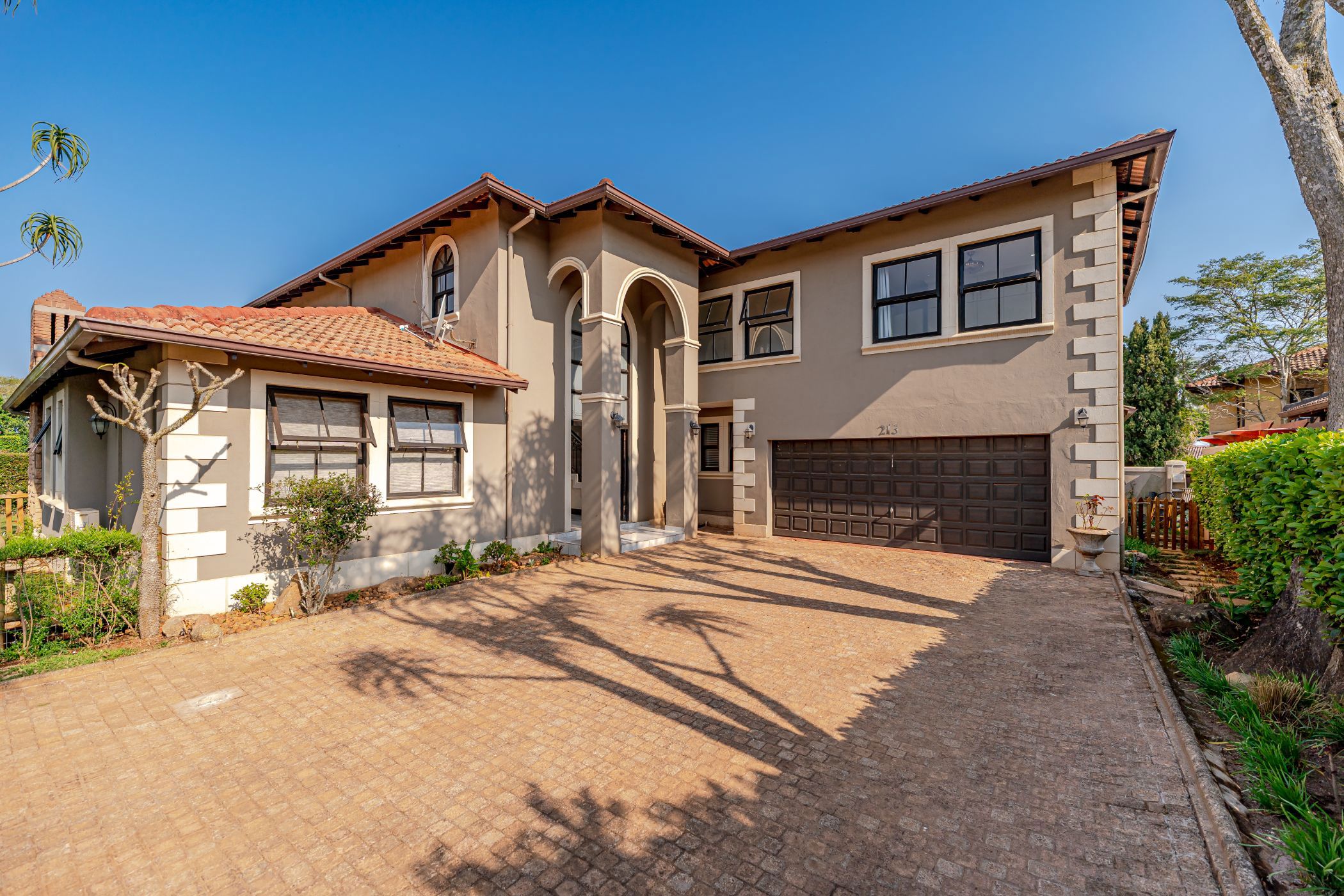 House for sale in Plantations Estate - 1KF1746847