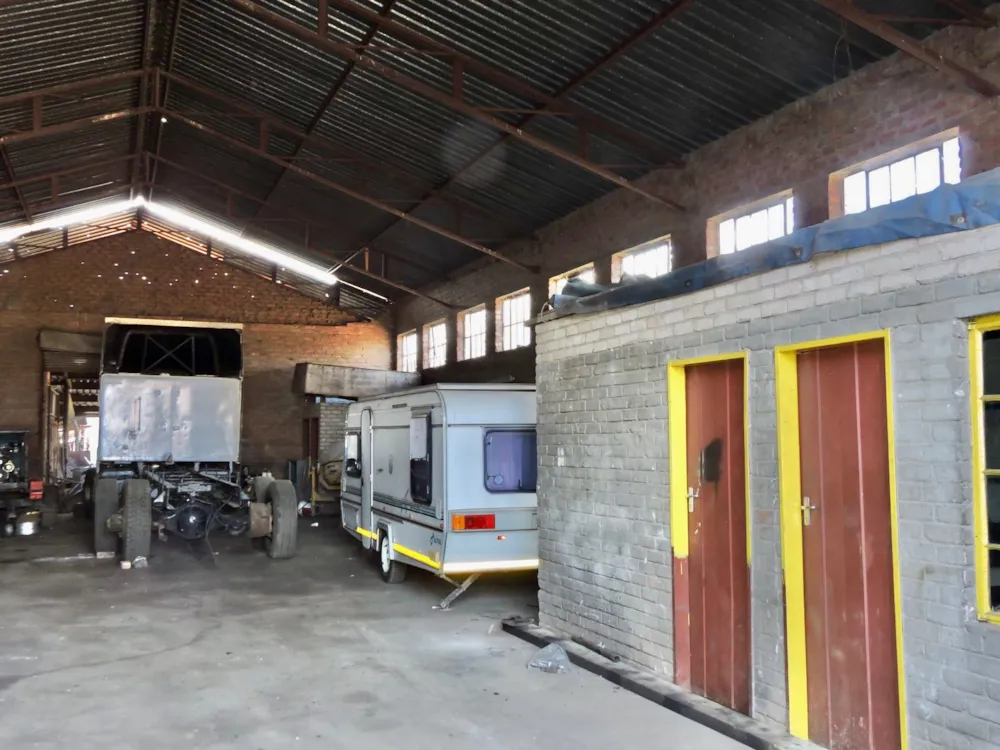 Commercial Building for sale in Zeerust - 1RU1623796 Commercial Building for sale in Zeerust - 1RU1623796
