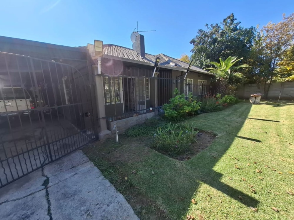 House for sale in Dagbreek, Welkom - 1WM1752127 House for sale in Dagbreek, Welkom - 1WM1752127