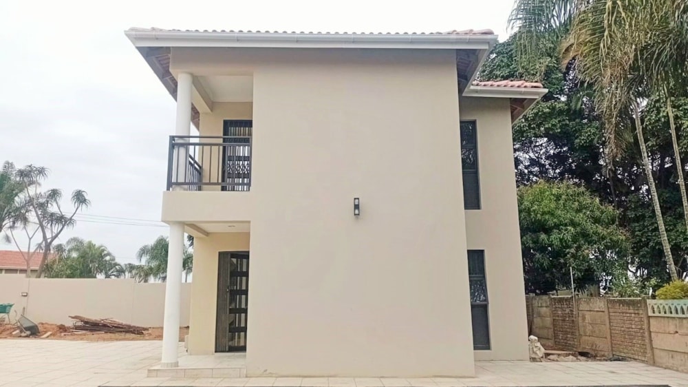 Garden apartment to rent in Athlone Park - 1WB1752518 Garden apartment to rent in Athlone Park - 1WB1752518