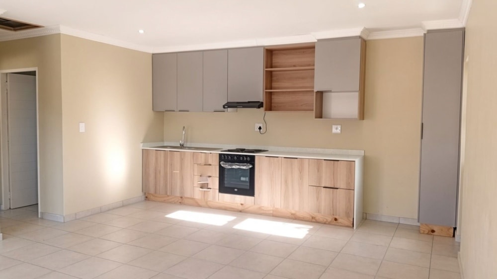 Garden apartment to rent in Athlone Park - 1WB1752518 Garden apartment to rent in Athlone Park - 1WB1752518
