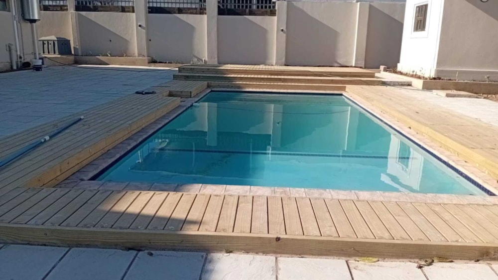 Garden apartment to rent in Athlone Park - 1WB1752518 Garden apartment to rent in Athlone Park - 1WB1752518