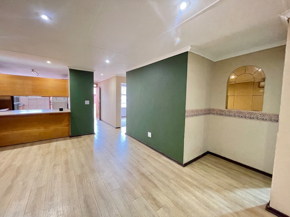Townhouse for sale in  Vanderbijlpark SW 1 - 1VT1752853