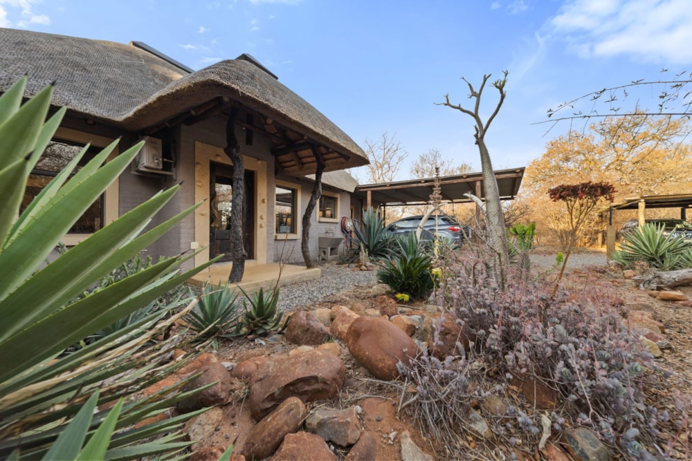 House for sale in Hoedspruit Wildlife Estate - 1HS1752866 House for sale in Hoedspruit Wildlife Estate - 1HS1752866
