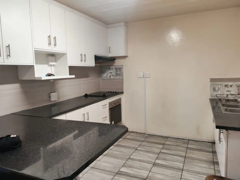 House for sale in Woodlands, Mitchells Plain - 1MN1752037 House for sale in Woodlands, Mitchells Plain - 1MN1752037