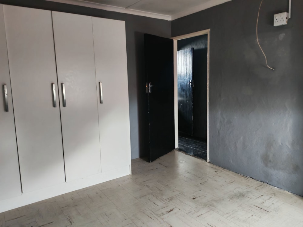 House for sale in Woodlands, Mitchells Plain - 1MN1752037