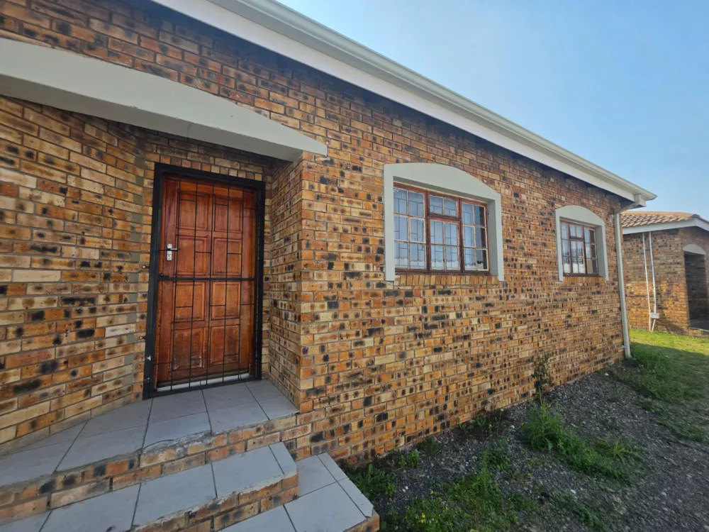Townhouse for sale in Amajuba Park - 1NW1752505