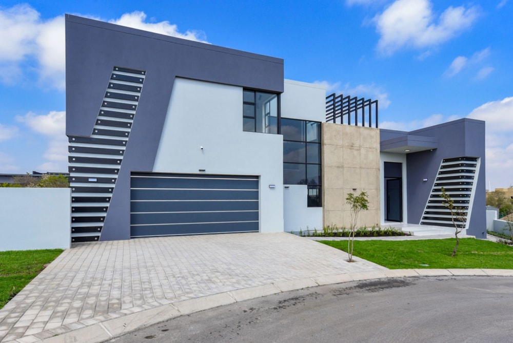 Double-storey house for sale in Steyn City - 1SY1752011 Double-storey house for sale in Steyn City - 1SY1752011