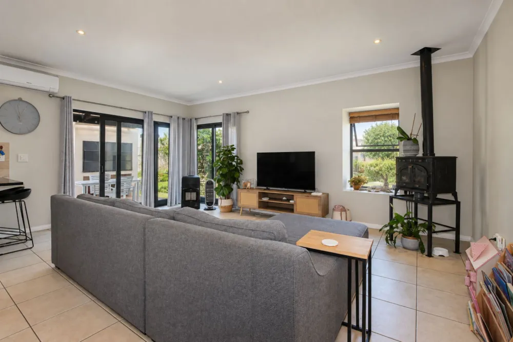 House to rent in Plattekloof - 1PLA1754493 House to rent in Plattekloof - 1PLA1754493