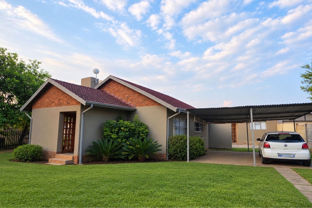 House for sale in Sunnyridge, Newcastle - 1NW1752611 House for sale in Sunnyridge, Newcastle - 1NW1752611