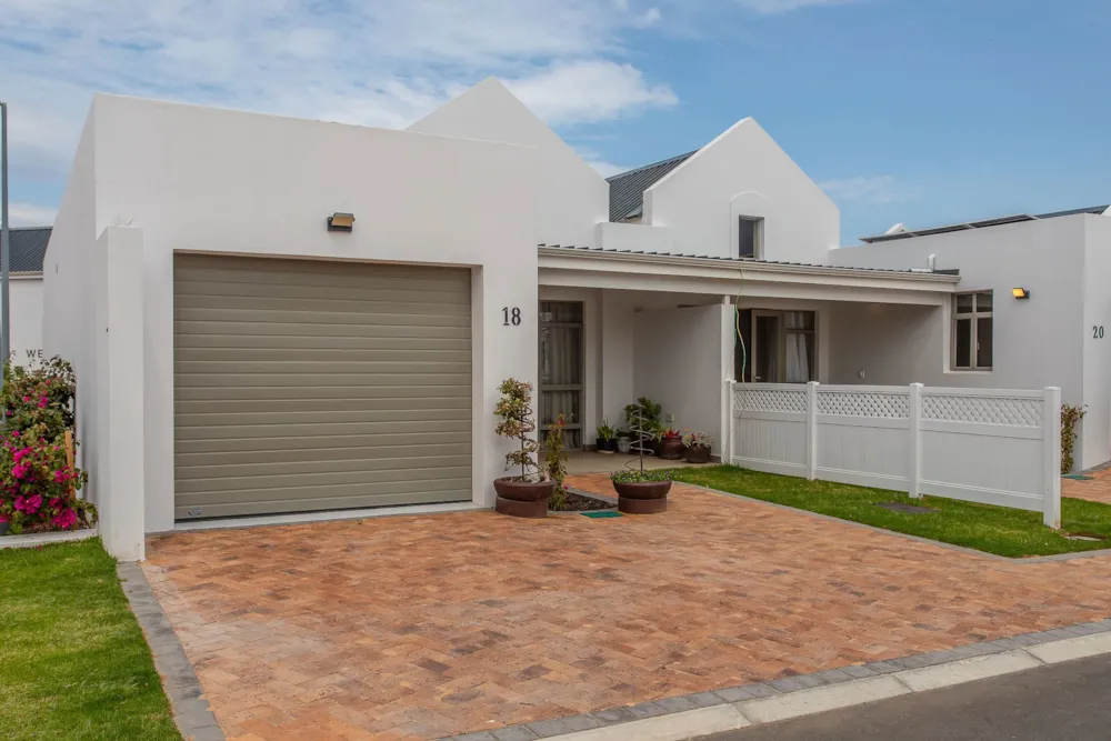 House for sale in Altona Gardens - TK1708657 House for sale in Altona Gardens - TK1708657