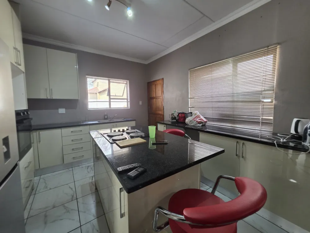 House to rent in Bendor - 1PS1751701