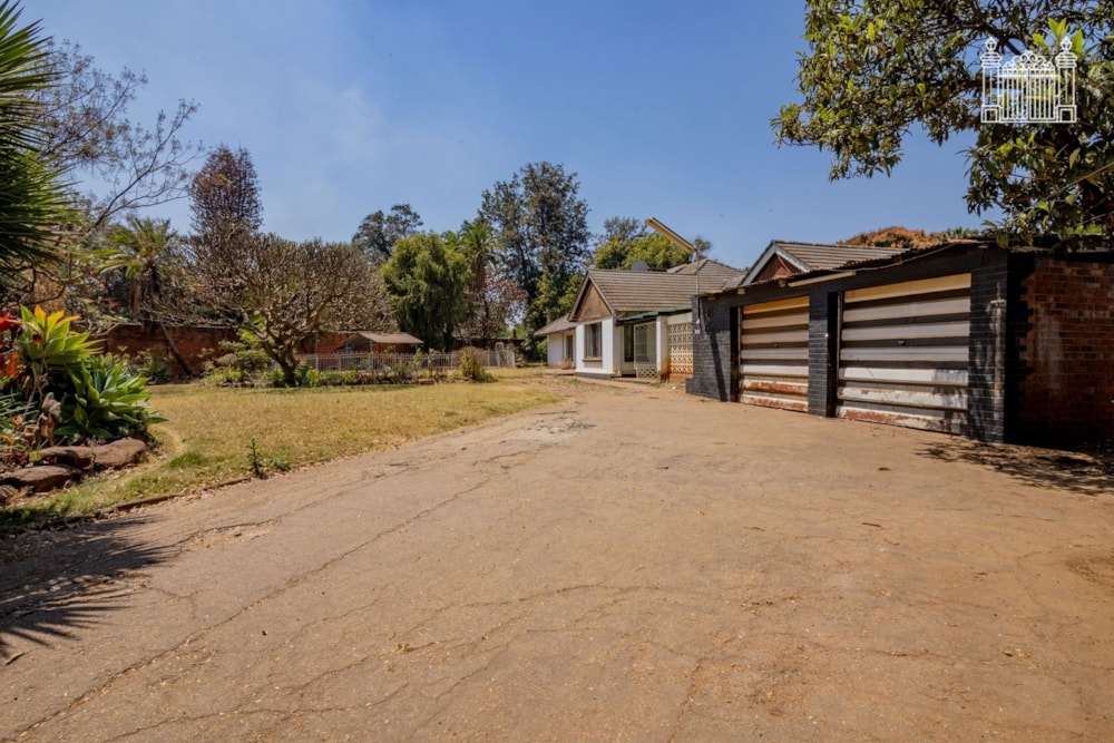 House for sale in Belvedere, Zimbabwe - 3ZB1750916 House for sale in Belvedere, Zimbabwe - 3ZB1750916