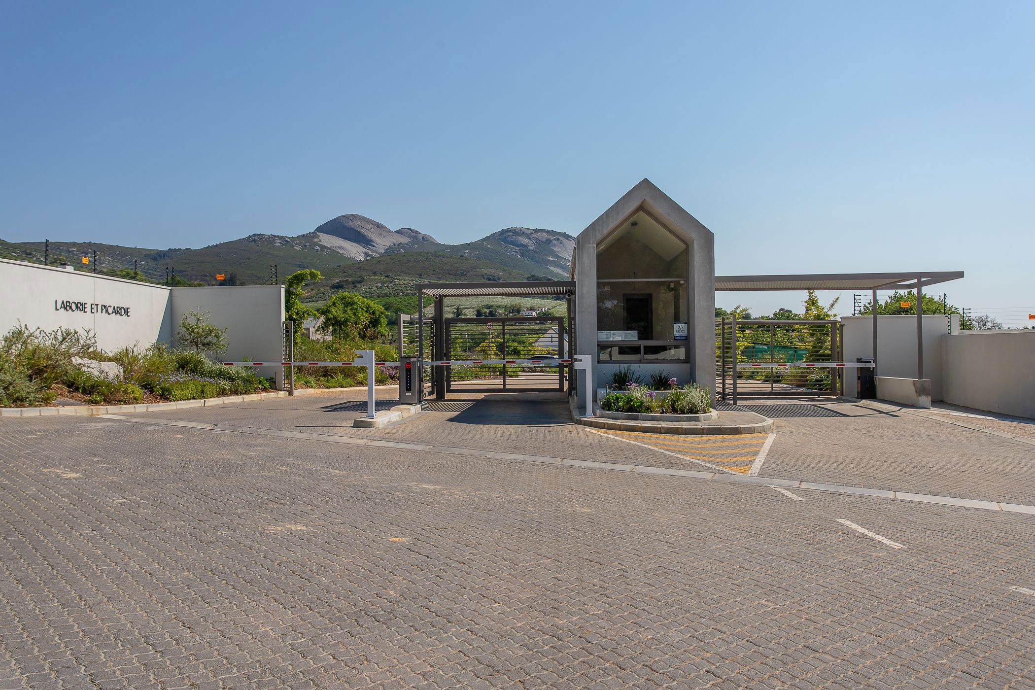 Residential vacant land for sale in Courtrai - TK1753421