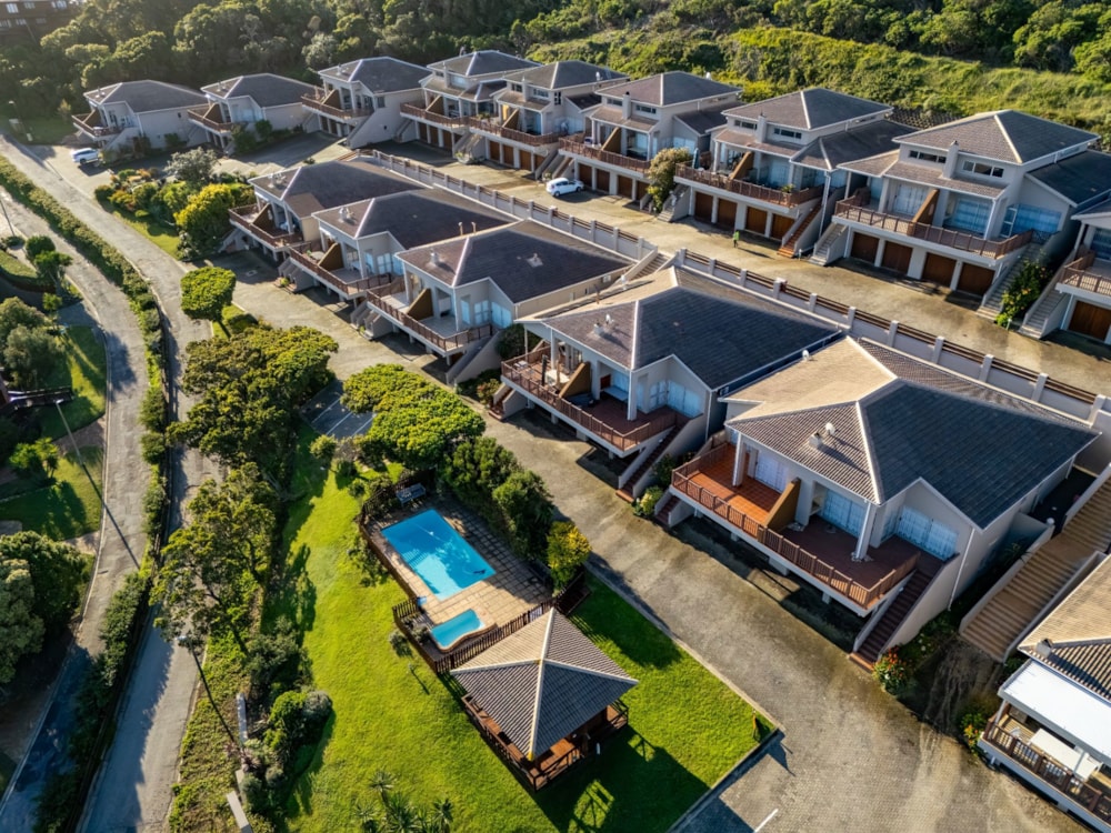 Townhouse for sale in Brenton on Sea - 1KG1739085 Townhouse for sale in Brenton on Sea - 1KG1739085
