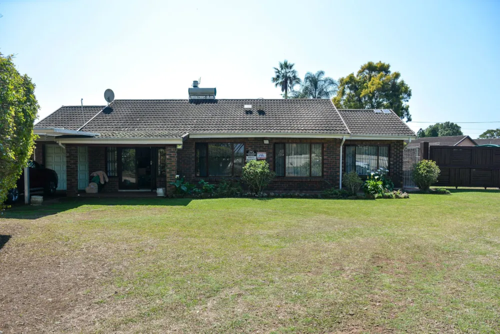 Townhouse for sale in Camperdown - 1PM1740815