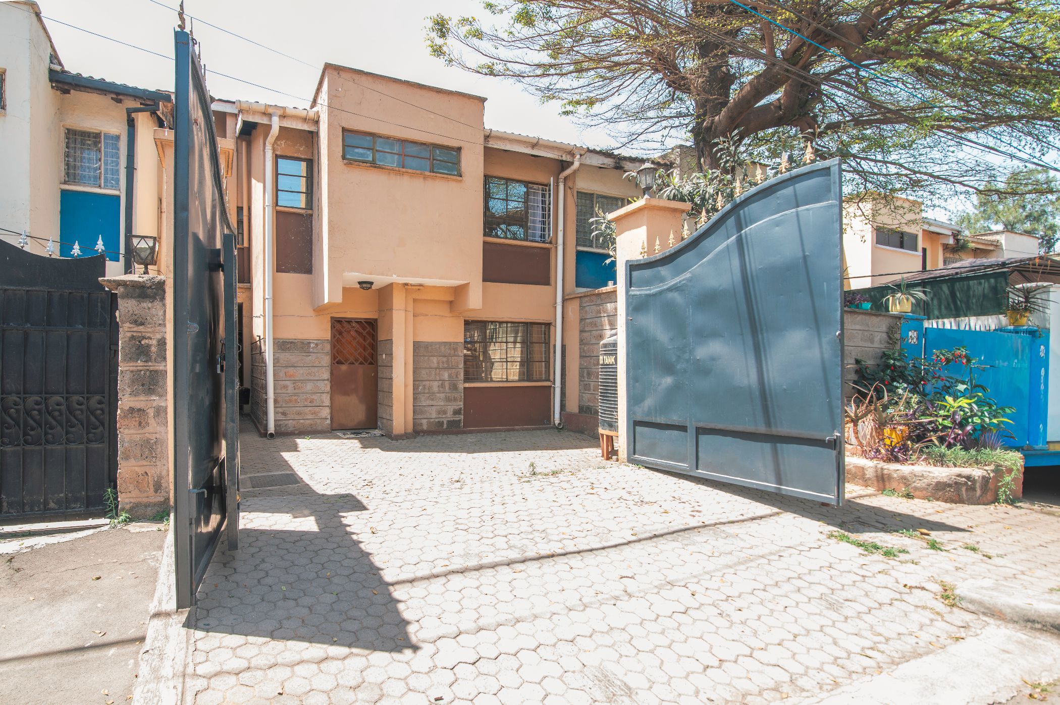 Townhouse for sale in South B, Kenya - 3KE1748593