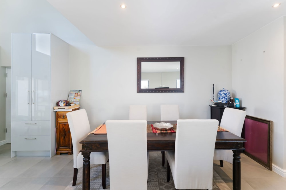 House for sale in Croydon Gardens Estate - SW1752302