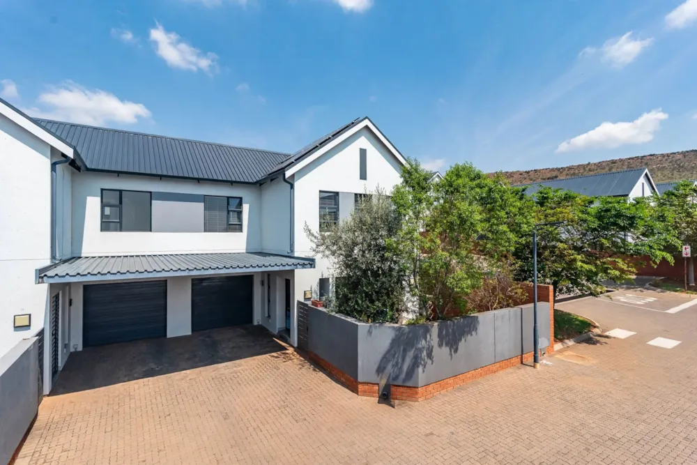 Townhouse for sale in Homes Haven - 1KR1753682