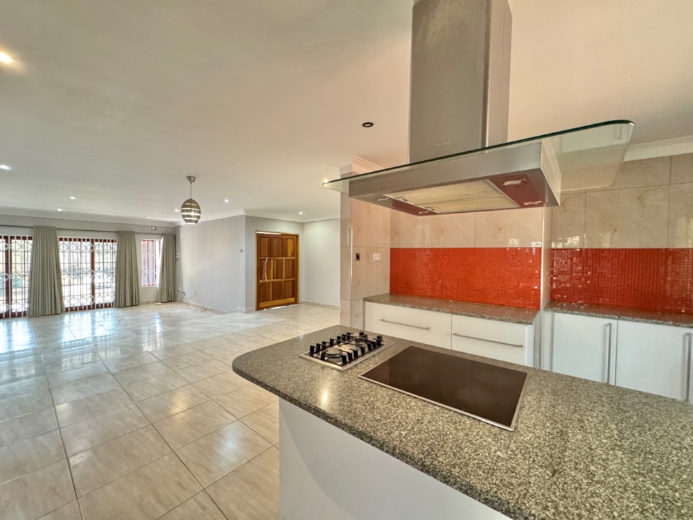 House to rent in Chisipite, Zimbabwe - 3ZB1743615 House to rent in Chisipite, Zimbabwe - 3ZB1743615