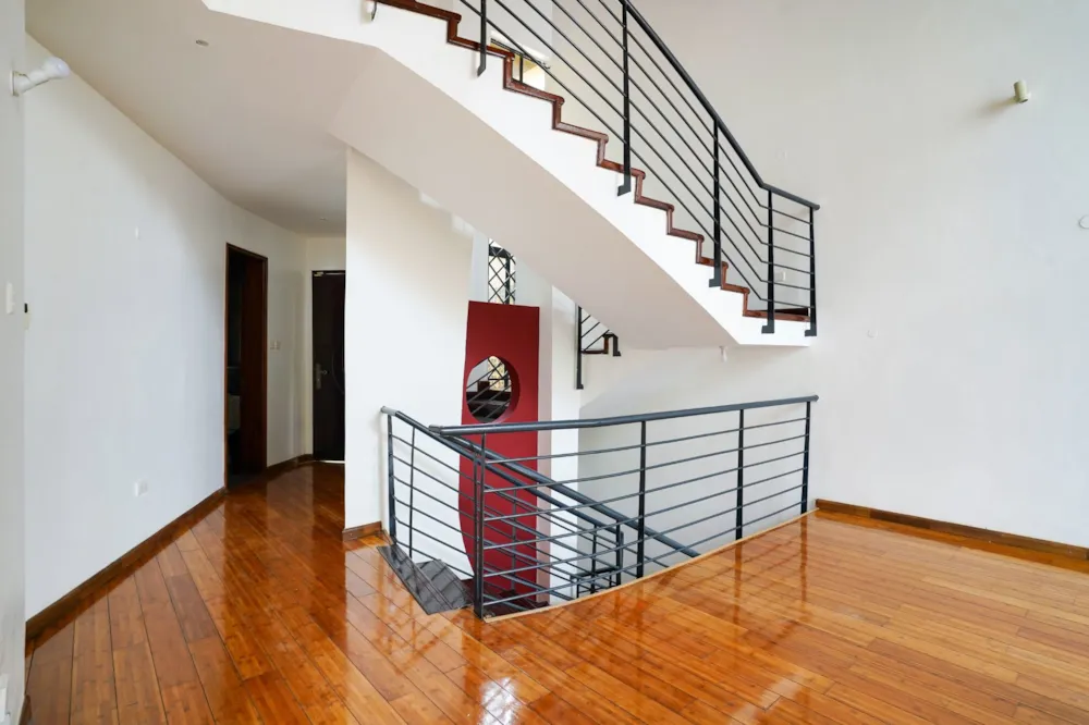 Double-storey house for sale in Kilimani, Kenya - 3KE1747246 Double-storey house for sale in Kilimani, Kenya - 3KE1747246