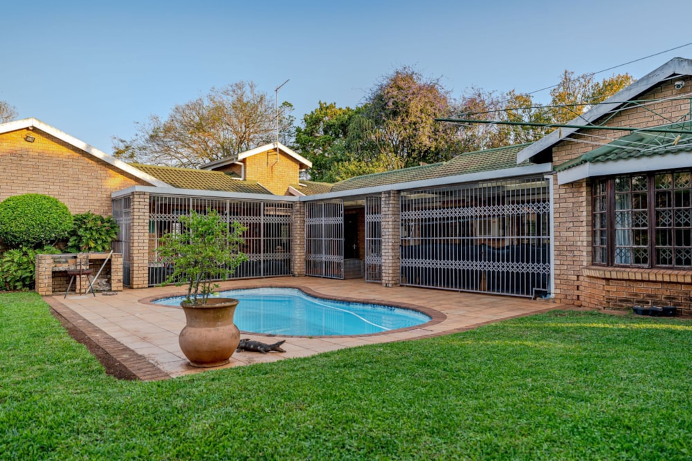 Single-storey house for sale in Hillcrest Park - 1KF1748099