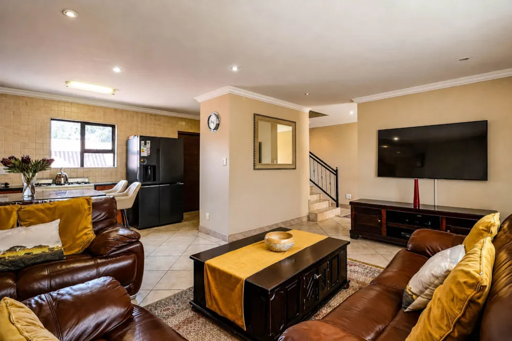Double-storey cluster for sale in Thatchfield Gardens - CN1752198 Double-storey cluster for sale in Thatchfield Gardens - CN1752198