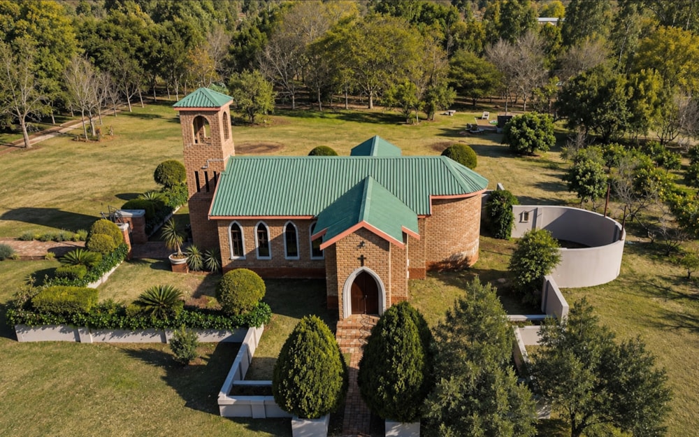 Function venue for sale in Rustenburg Rural - 1RU1751332 Function venue for sale in Rustenburg Rural - 1RU1751332