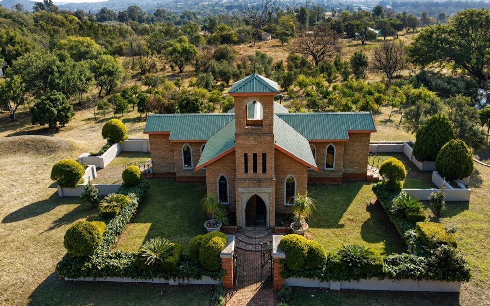 Function venue for sale in Rustenburg Rural - 1RU1751332 Function venue for sale in Rustenburg Rural - 1RU1751332