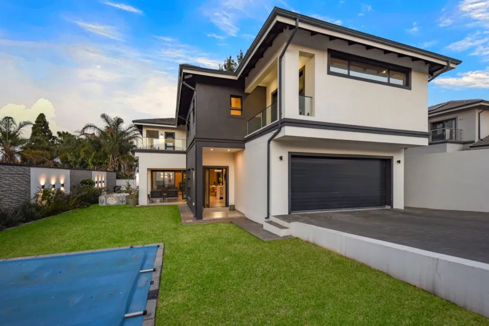 Double-storey house for sale in Olivedale - FW1750752 Double-storey house for sale in Olivedale - FW1750752