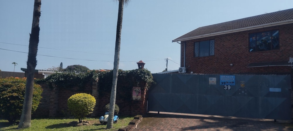 House for sale in Uvongo - 1PSH1752067