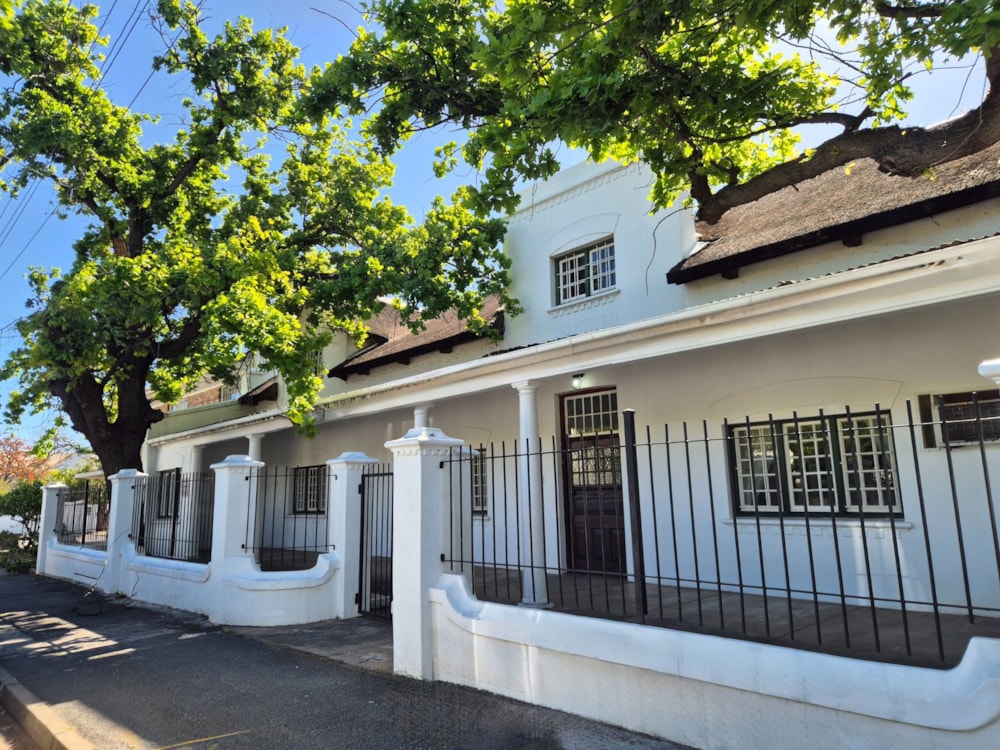 Commercial Building to rent in Worcester Central - TKL1753046 Commercial Building to rent in Worcester Central - TKL1753046