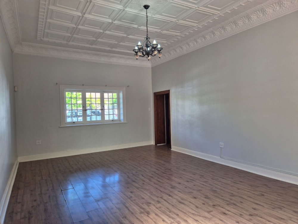 Commercial Building to rent in Worcester Central - TKL1753046 Commercial Building to rent in Worcester Central - TKL1753046