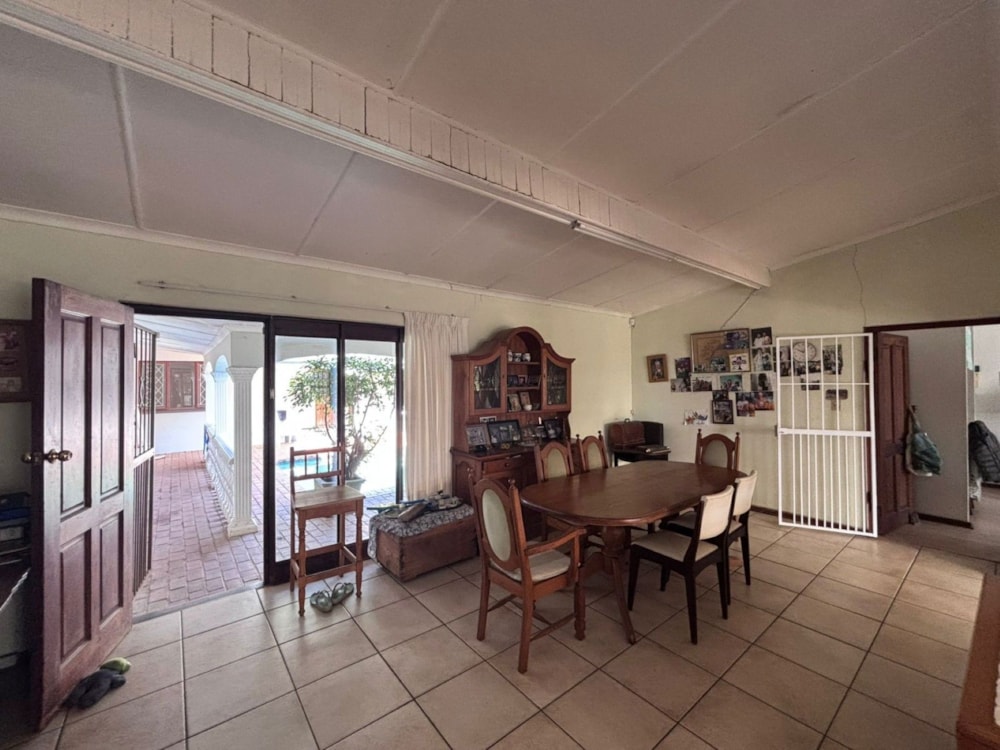 House for sale in Uvongo - 1PSH1751310 House for sale in Uvongo - 1PSH1751310