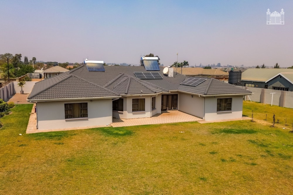House for sale in Good Hope, Zimbabwe - 3ZB1753377 House for sale in Good Hope, Zimbabwe - 3ZB1753377