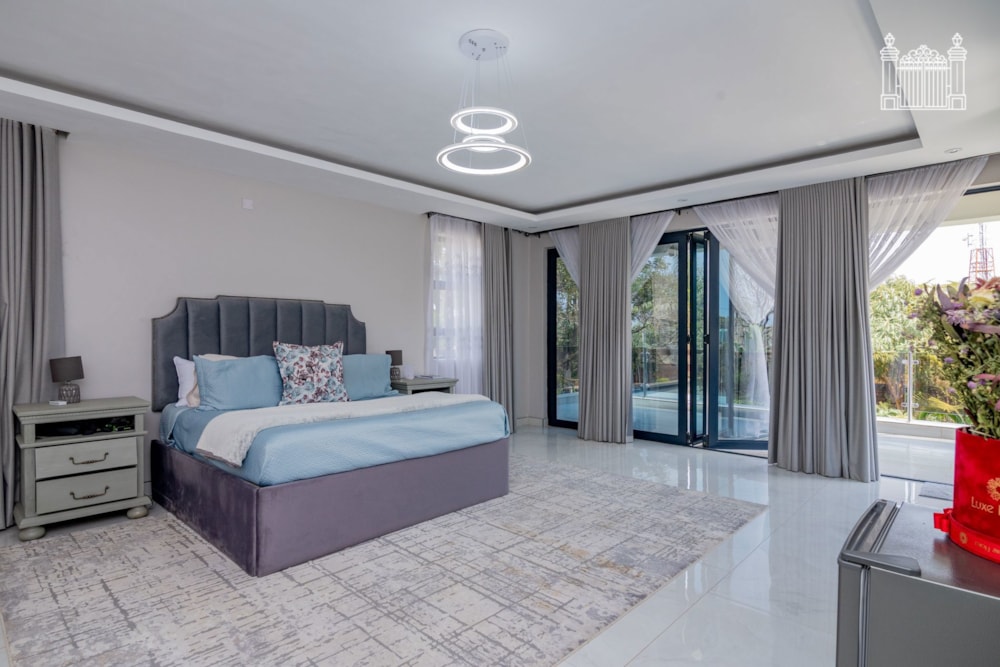 Double-storey house for sale in Mount Pleasant, Zimbabwe - 3ZB1750888 Double-storey house for sale in Mount Pleasant, Zimbabwe - 3ZB1750888