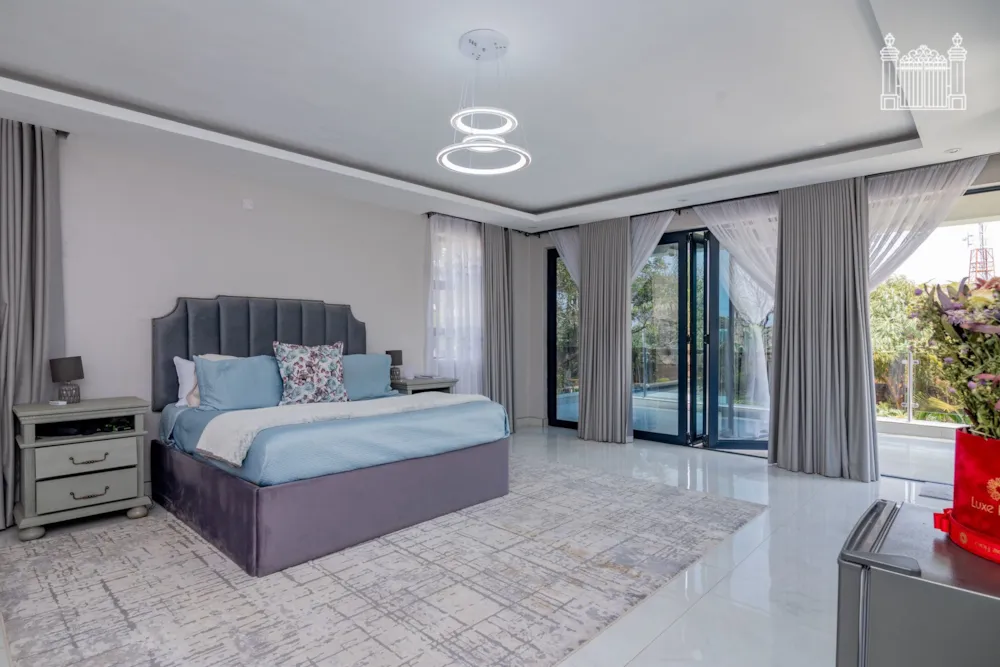 Double-storey house for sale in Mount Pleasant, Zimbabwe - 3ZB1750888 Double-storey house for sale in Mount Pleasant, Zimbabwe - 3ZB1750888