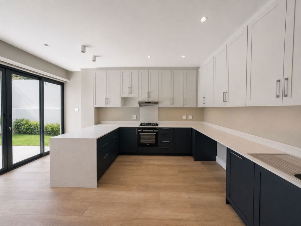 House to rent in Bishopscourt Village - RBL1750831